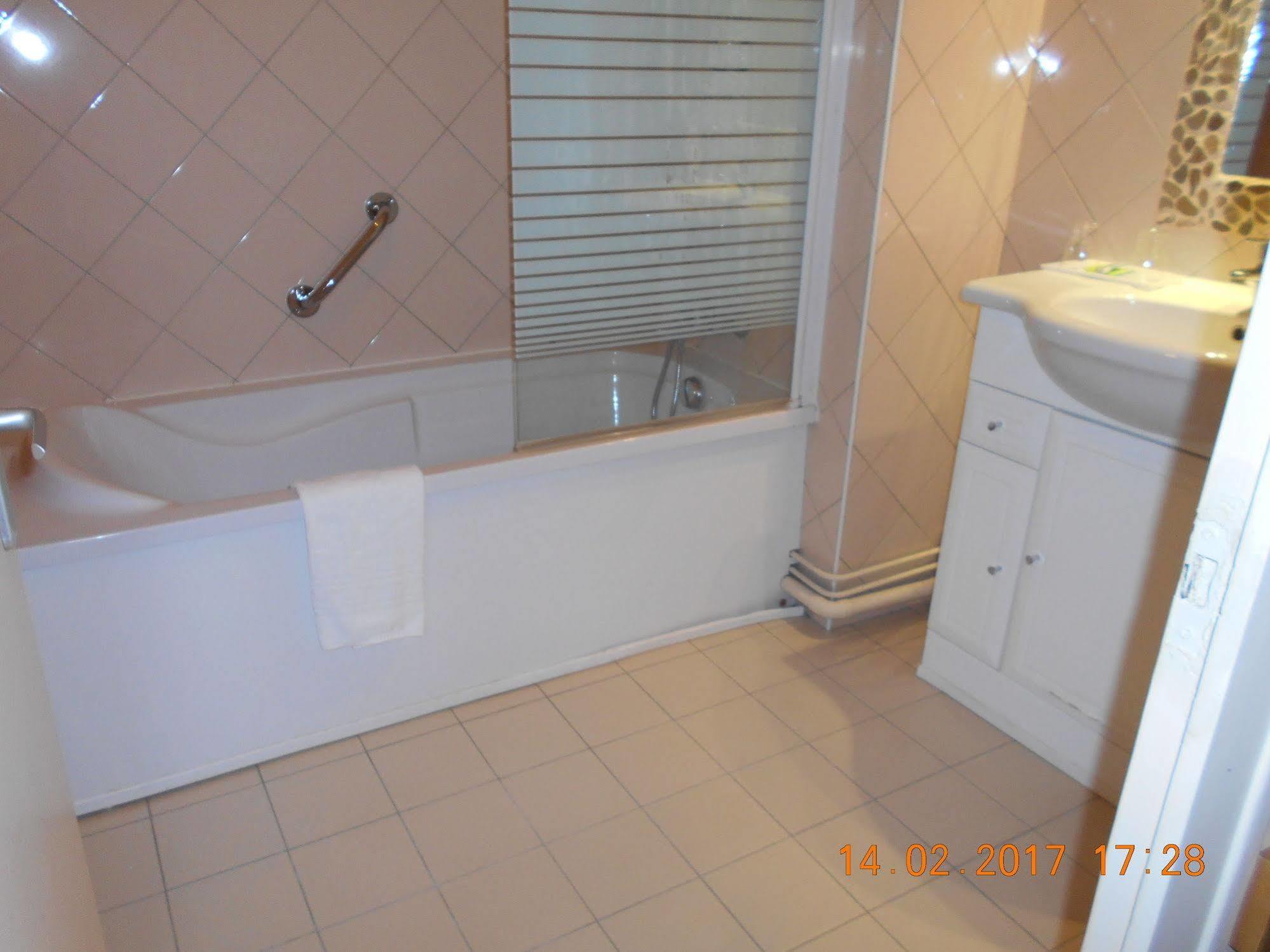 Hotel La Capitainerie Châteauneuf-sur-Loire Eksteriør bilde
